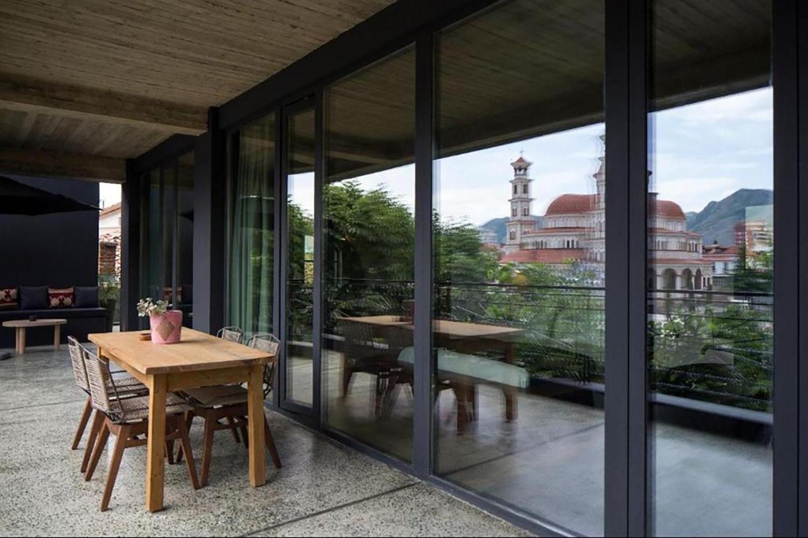 In Gallery Hotel & Spa 科尔察 外观 照片